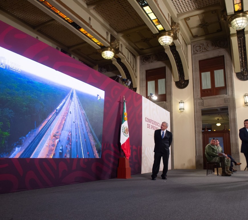 Andrés Manuel López Obrador y Javier May Rodríguez