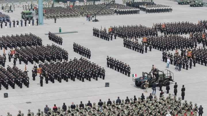 Militares en el Zócalo