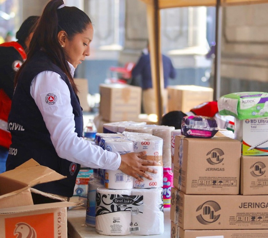 Recolecta de víveres de Protección Civil