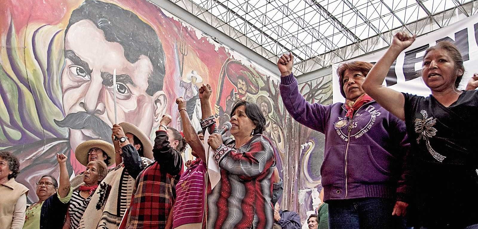 Manifestantes en atenco