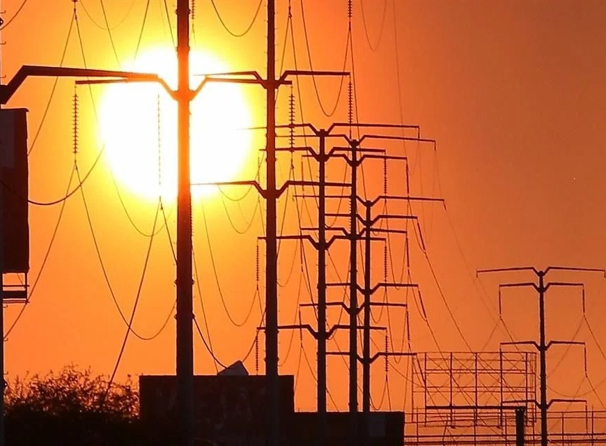 Lineas aereas de energía electrica