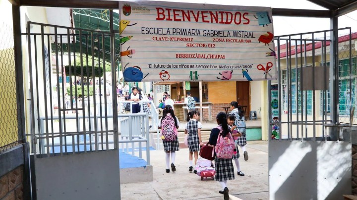 Niños en escuela