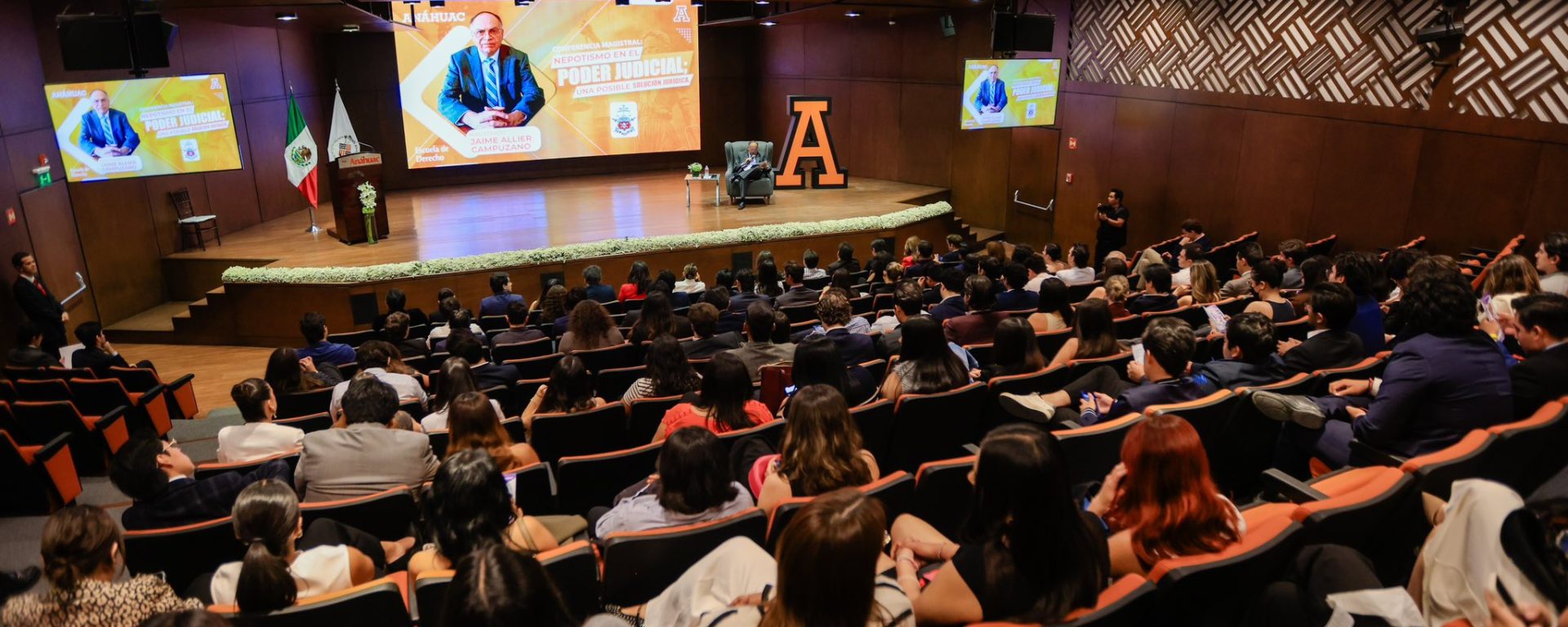 Auditorio universitario