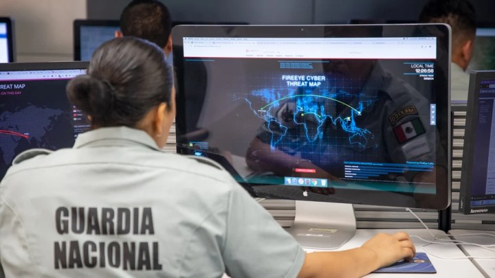 Guardia Nacional computadora