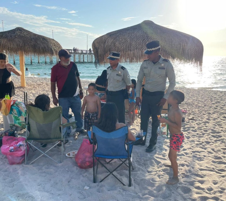 Guardian Nacional en la playa