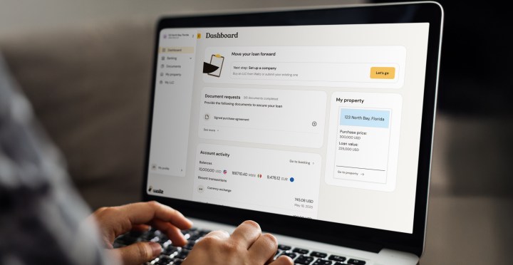 Computadora en oficina