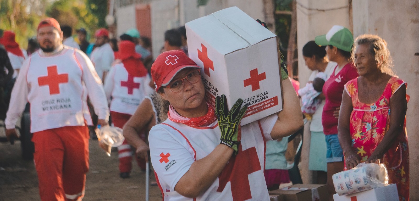 Cruz Roja ayuda humanitaria