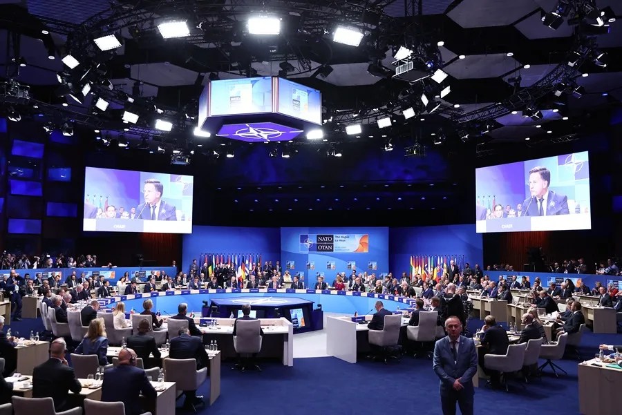 Mesa redonda de la OTAN. EFE/Moncloa/Fernando Calvo