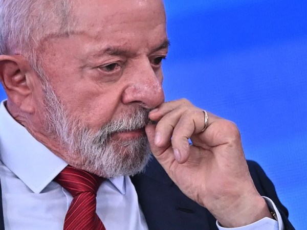 Lula reestructura su gabinete rumbo a elecciones en Brasil
