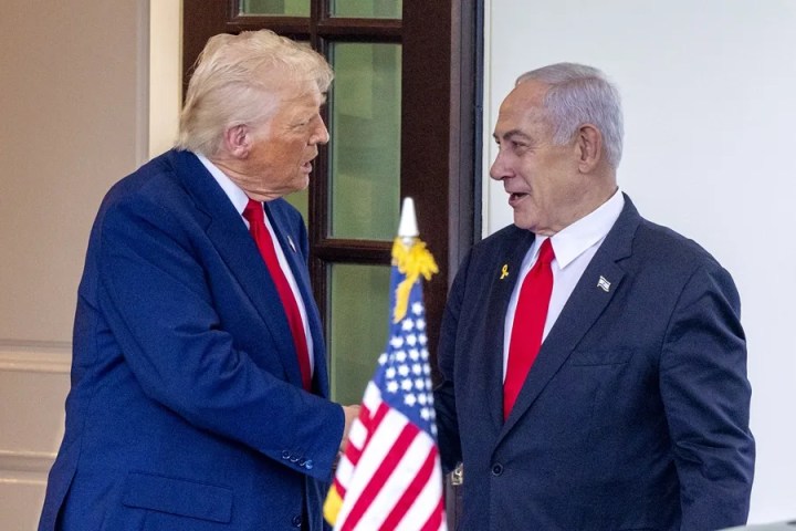Donald Trump, junto a Benjamin Netanyahu. EFE/EPA/ Shawn Thew