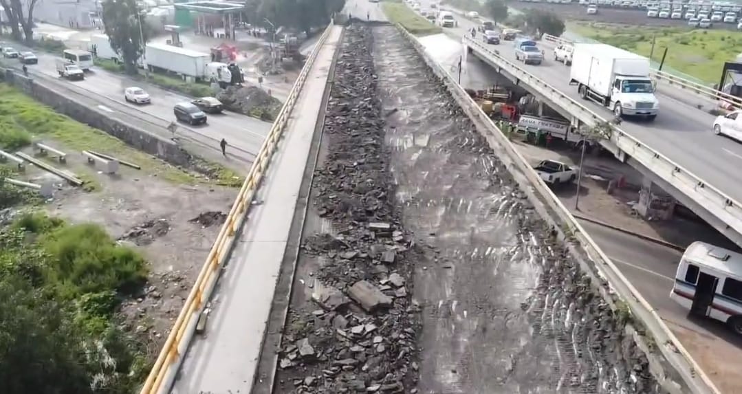 Puente en reparacion