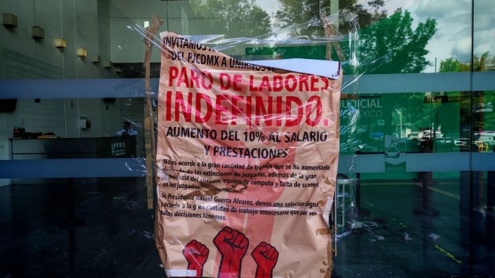 cartel instalaciones del poder judicial capitalino 