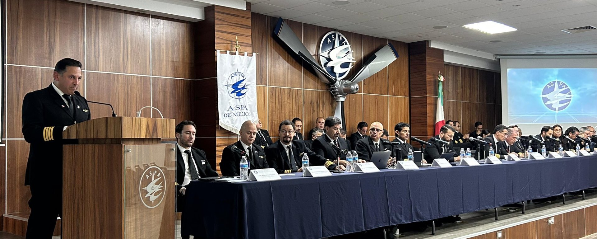 Asociación Sindical de Pilotos Aviadores de México (ASPA)