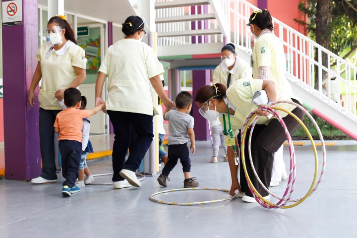Niños en guardería del IMSS