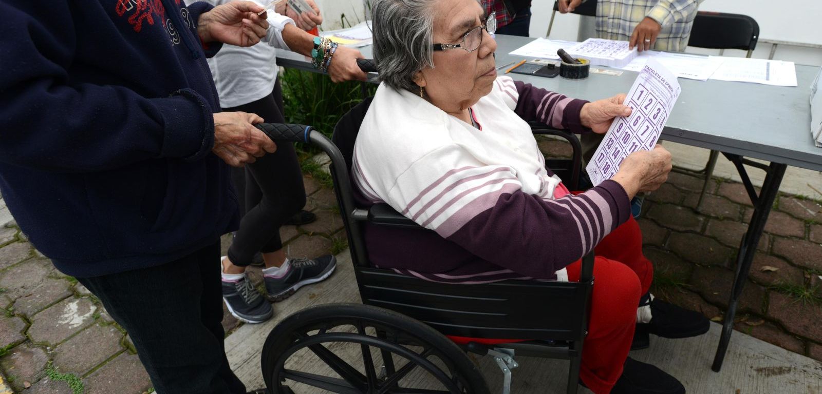 Persona en silla de ruedas