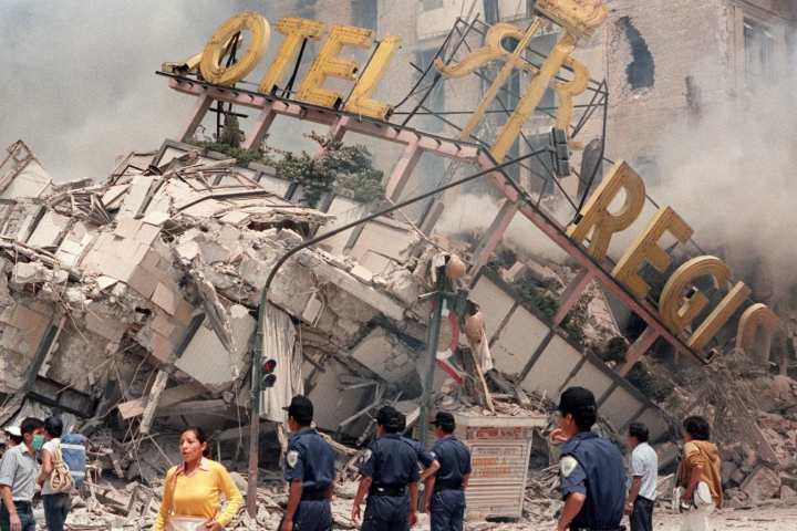 Sismo de 1985, Hotel Regis