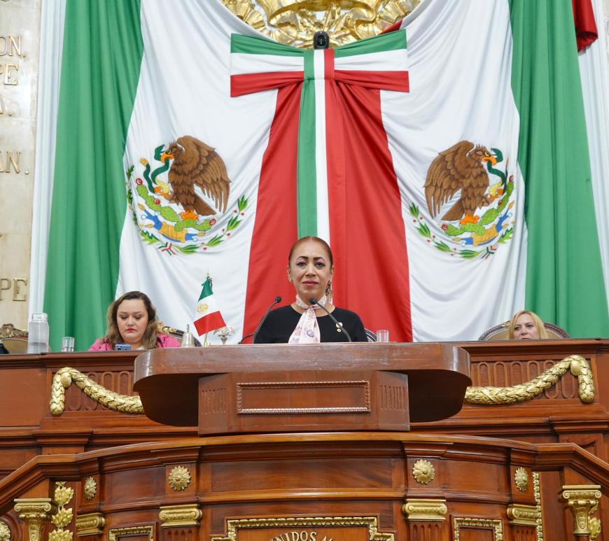 Rebeca Peralta León