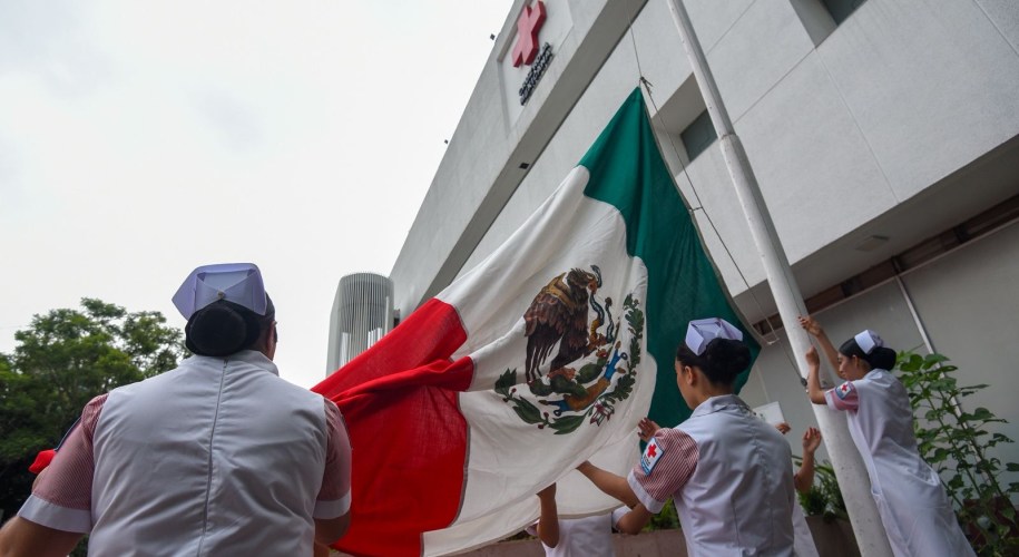 Enfermeras en la Sede Cruz Roja