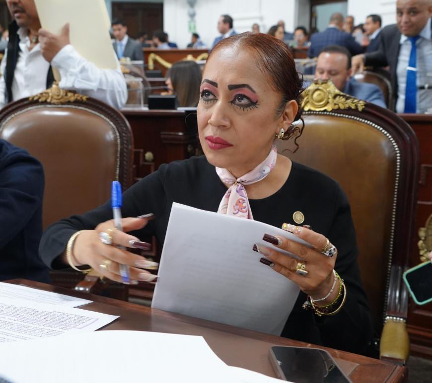 Rebeca Peralta León