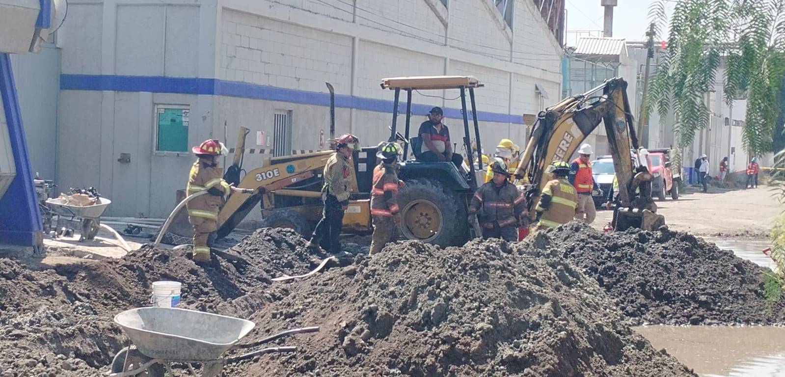 Atienden fuga de gas