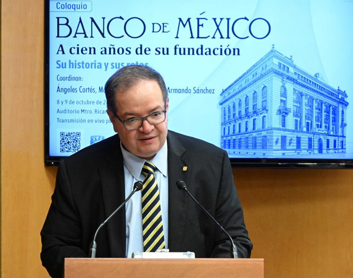 Leonardo Lomelí Vanegas