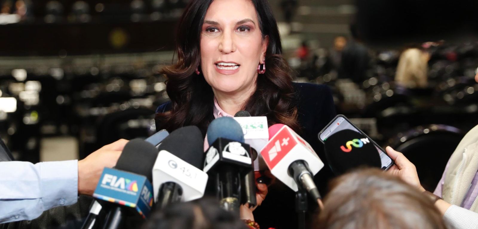 Kenia López Rabadán