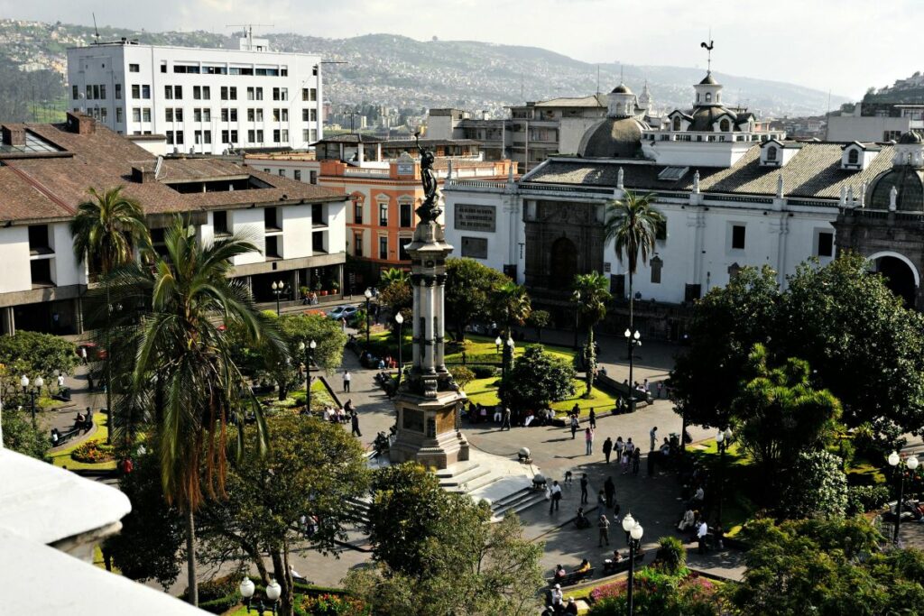 Ciudad de Quito, Perú