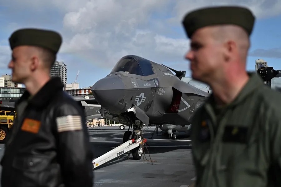 Un caza F-35B Lightning II del Escuadrón de Ataque de Marinos (VMFA) | EFE/EPA/Steven Saphore