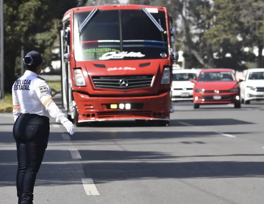 Agente de transito mexiquense