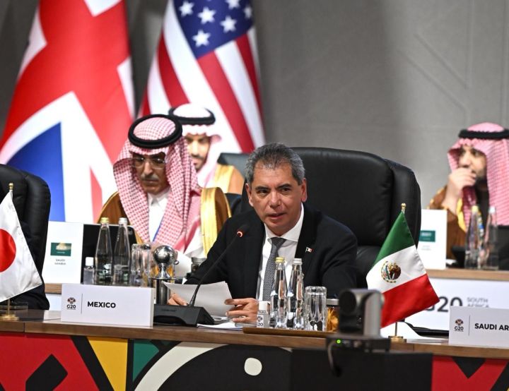 Édgar Amador Zamora 