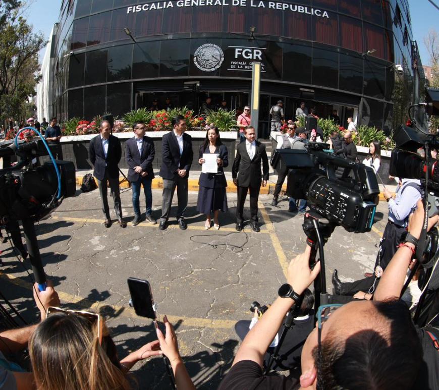 Integrantes de Acción Nacional presentan denuncia