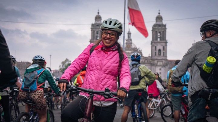 Persona ciclista en el Zocalo