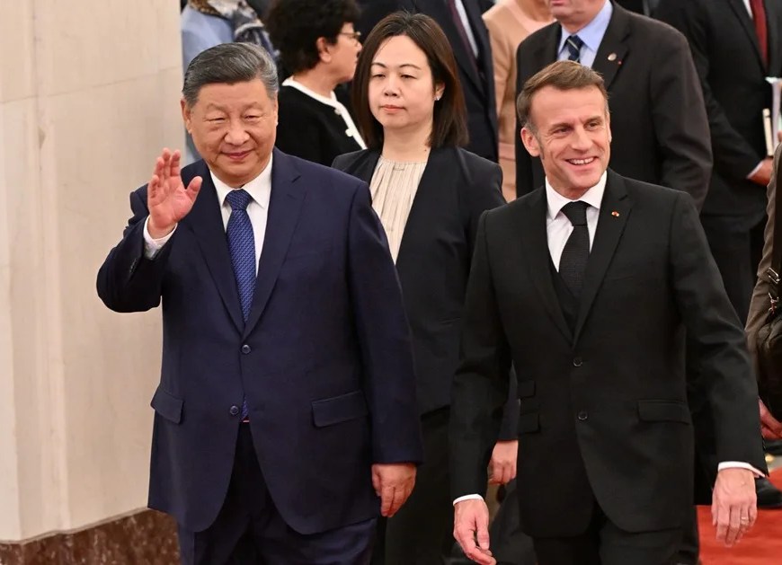 Xi Jinping y Emmanuel Macron| EFE/ Adek Berry