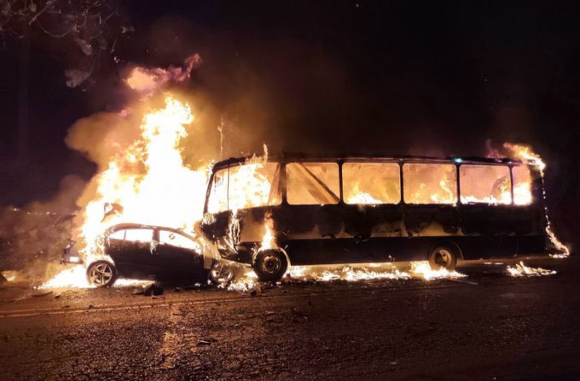 Incendio de dos vehiculos