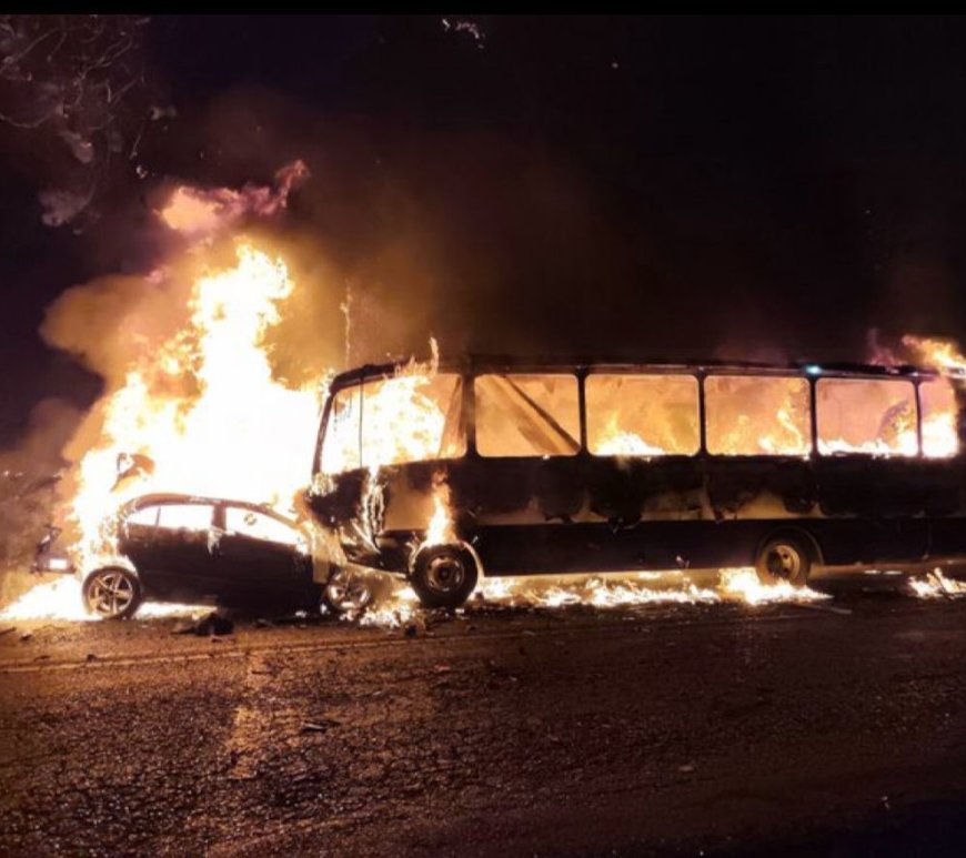 Incendio de dos vehiculos