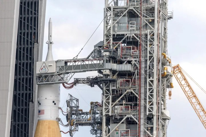 El cohete SLS con una cápsula Orion, parte de la misión Artemis II. EFE/EPA/Cristobal Herrera-Ulashkevich