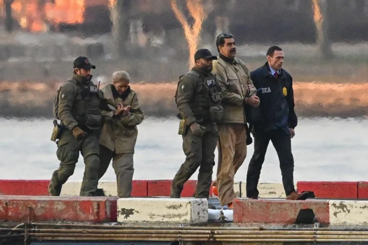 Nicolás Maduro (d), y Cilia Flores (i) | EFE/Stringer