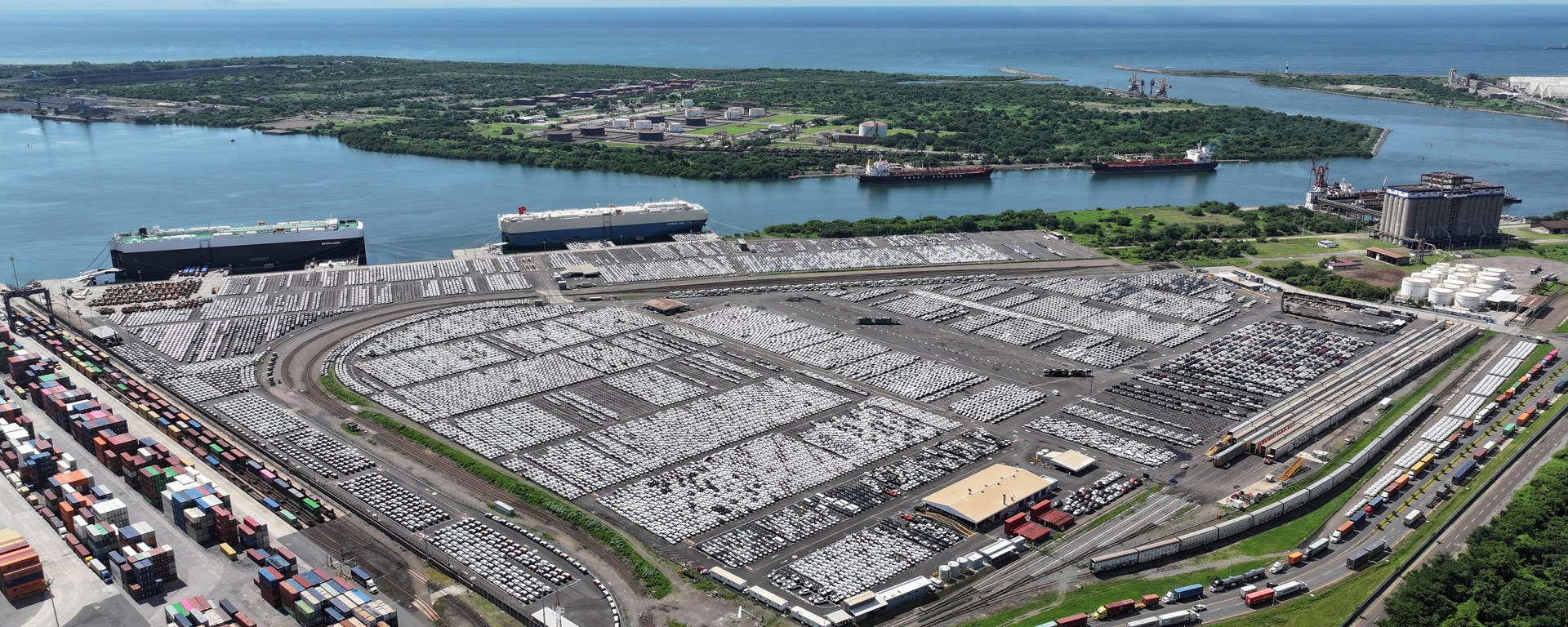 Puerto embarcaciones