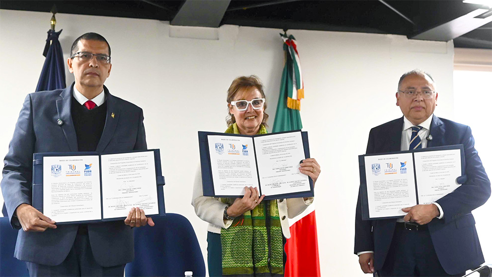 Miguel Armando López Leyva, Carina Gómez Fröde y Alfredo Sánchez Castañeda. Foto: Víctor Hugo Sánchez.