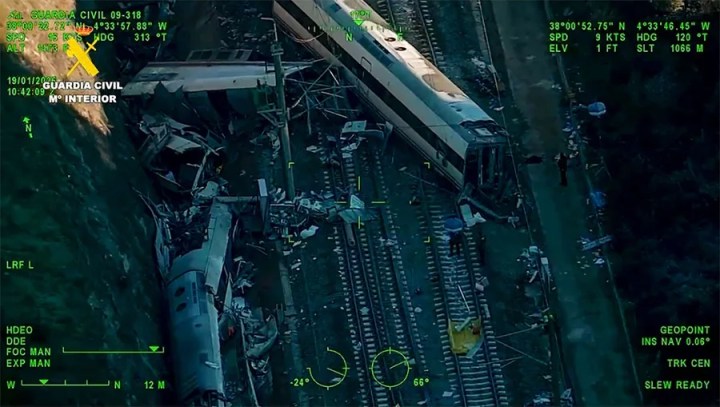 Vista aérea del accidente de trenes cerca de Adamuz (Córdoba) este lunes. EFE/ Guardia Civil