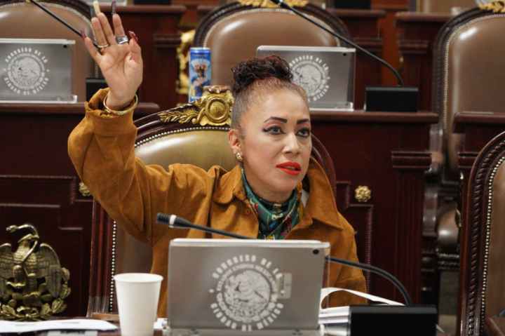 Rebeca Peralta León