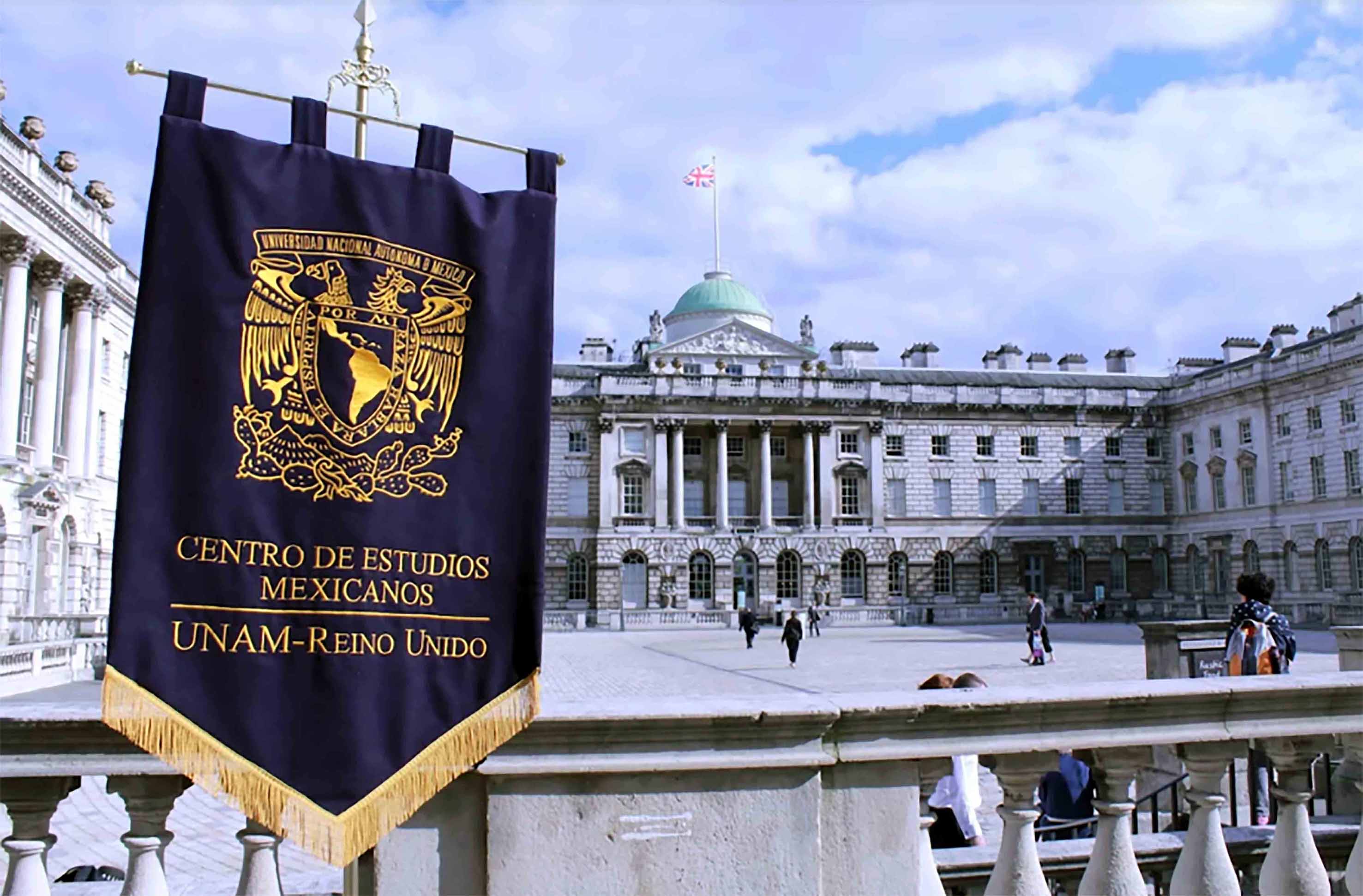 Bandera UNAM