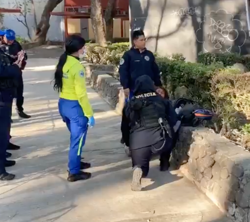 Mujer herida en Tlatelolco