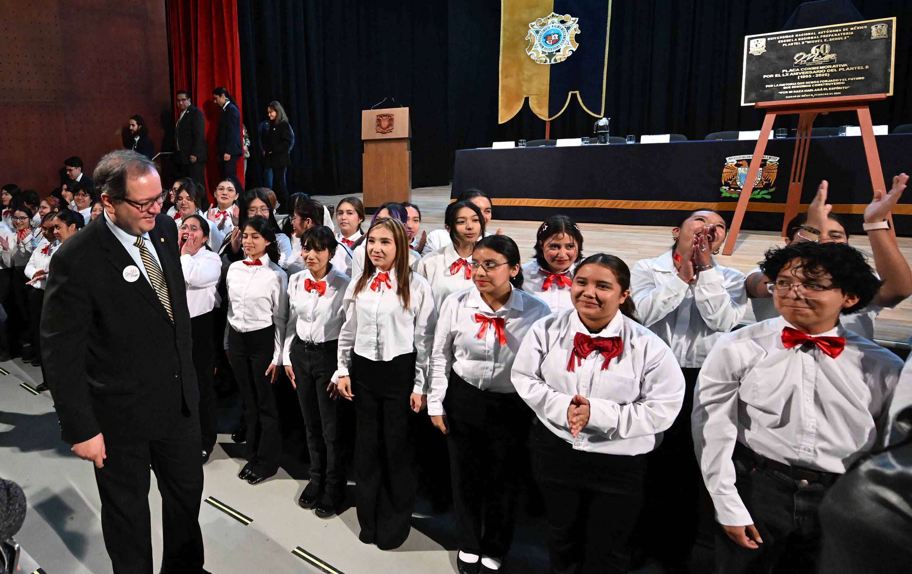 Leonardo Lomelí Vanegas