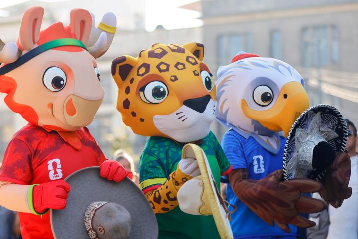 Mascotas Zayu, Cluth y Maple del Mundial 2026