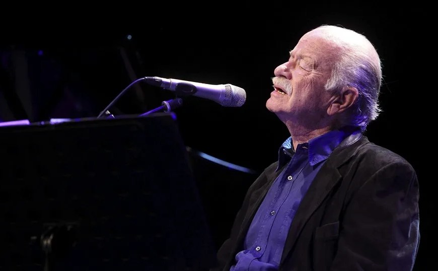 Fotografía facilitada por Karonte del cantautor italiano Gino Paoli. EFE/Karonte