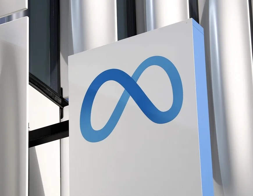 Fotografía de archivo de una tienda de la empresa tecnológica Meta. EFE/ John G. Mabanglo