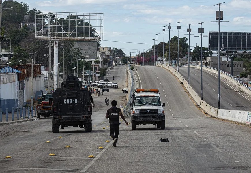 Fotografía de archivo de integrantes de la Policía de Haití en Puerto Príncipe (Haití). EFE/ Mentor David Lorens