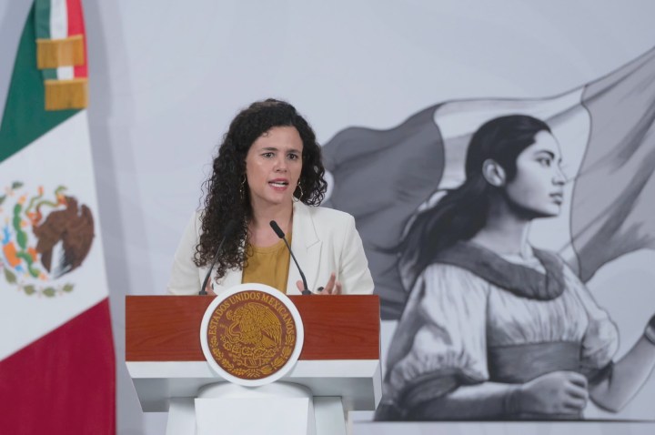 Luisa María Alcalde