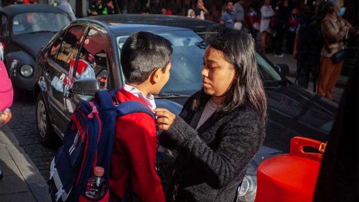 Estudiante y madre | Cuartoscuro